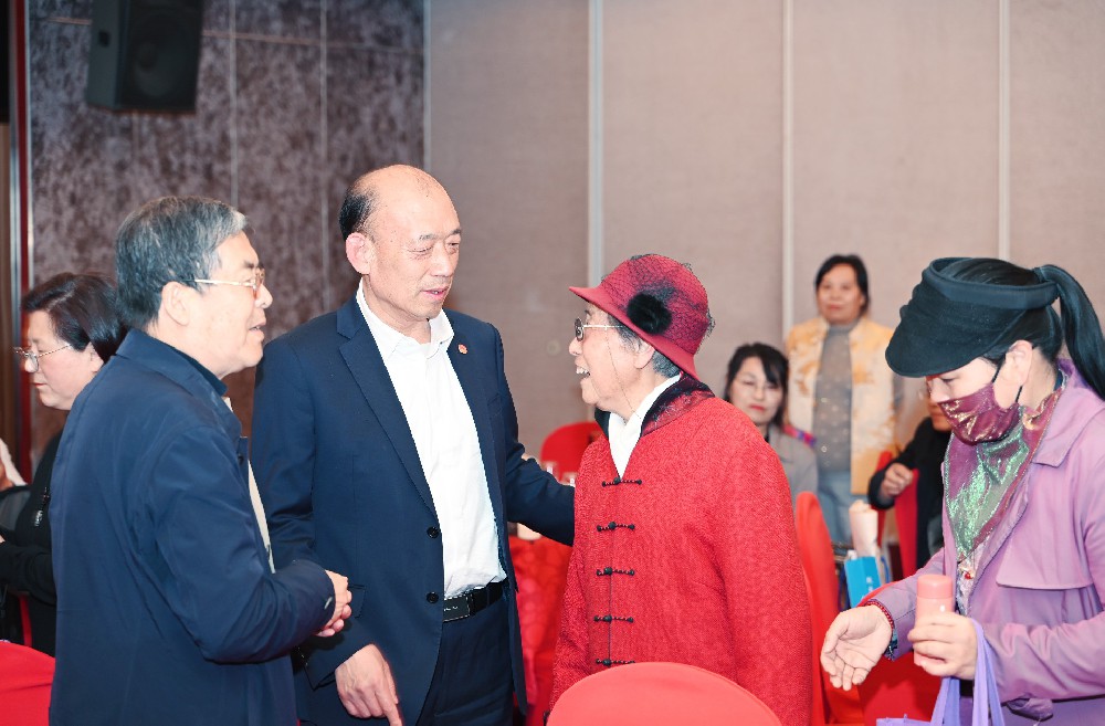 相信未来,相信春泥 ——在春泥诗社2026年3月28日工作会议上的发言